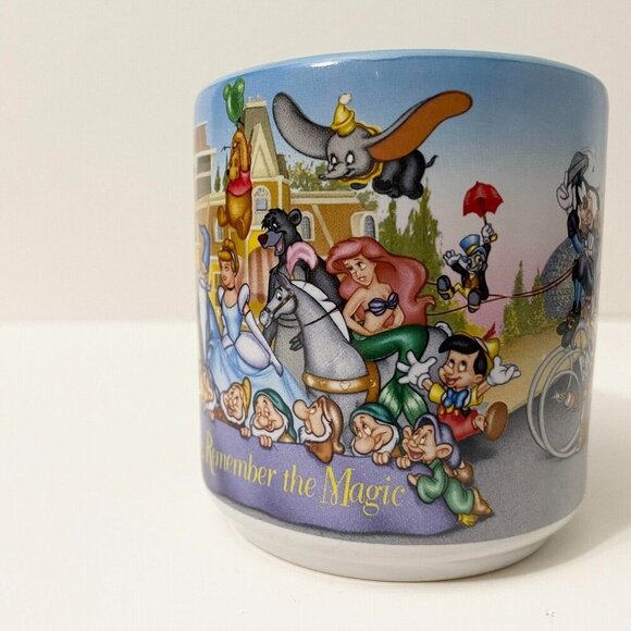 Vintage 1996 25th Anniversary Walt Disney World Remember the Magic Mug - Picture 16 of 16